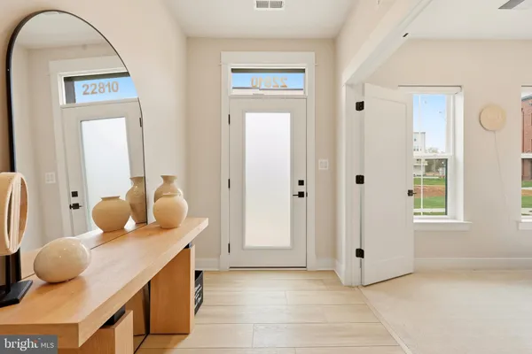 $4,995 | 22810 Tawny Pne Square, Ashburn, VA 20148