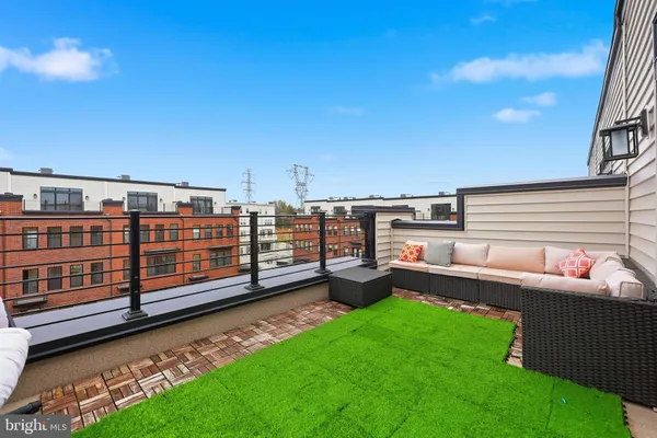 $4,995 | 22810 Tawny Pne Square, Ashburn, VA 20148