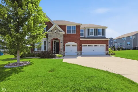 $575,000 | 4257 English Lane, Bargersville, IN 46106