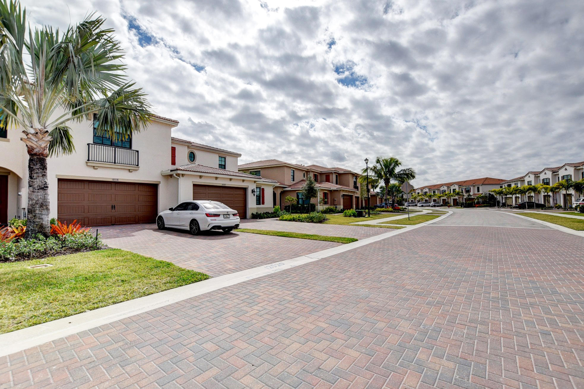 10065 Brickhill Drive, Unit 133 Boca Raton, FL 33428 - Photo 40 of 42 Enclave streetscape 4