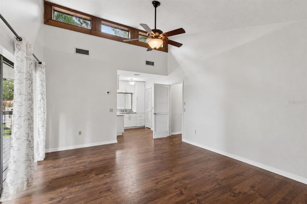 1904 Capri Road Valrico, FL 33594 - Photo 27 of 70 Gallery Image 27