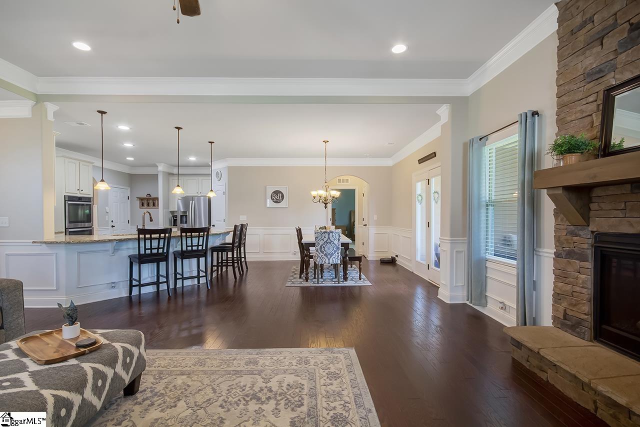 105 Ridgewater Court Fountain Inn, SC 29644 - Photo 13 of 36