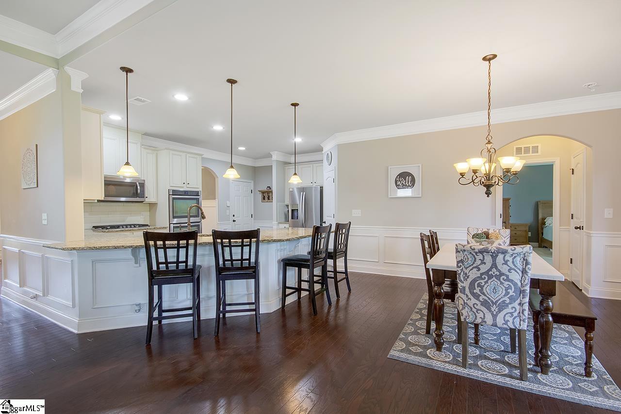 105 Ridgewater Court Fountain Inn, SC 29644 - Photo 3 of 36