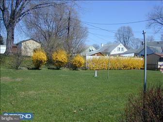 2203 Bernville Road Reading, PA 19601 - Photo 6 of 6
