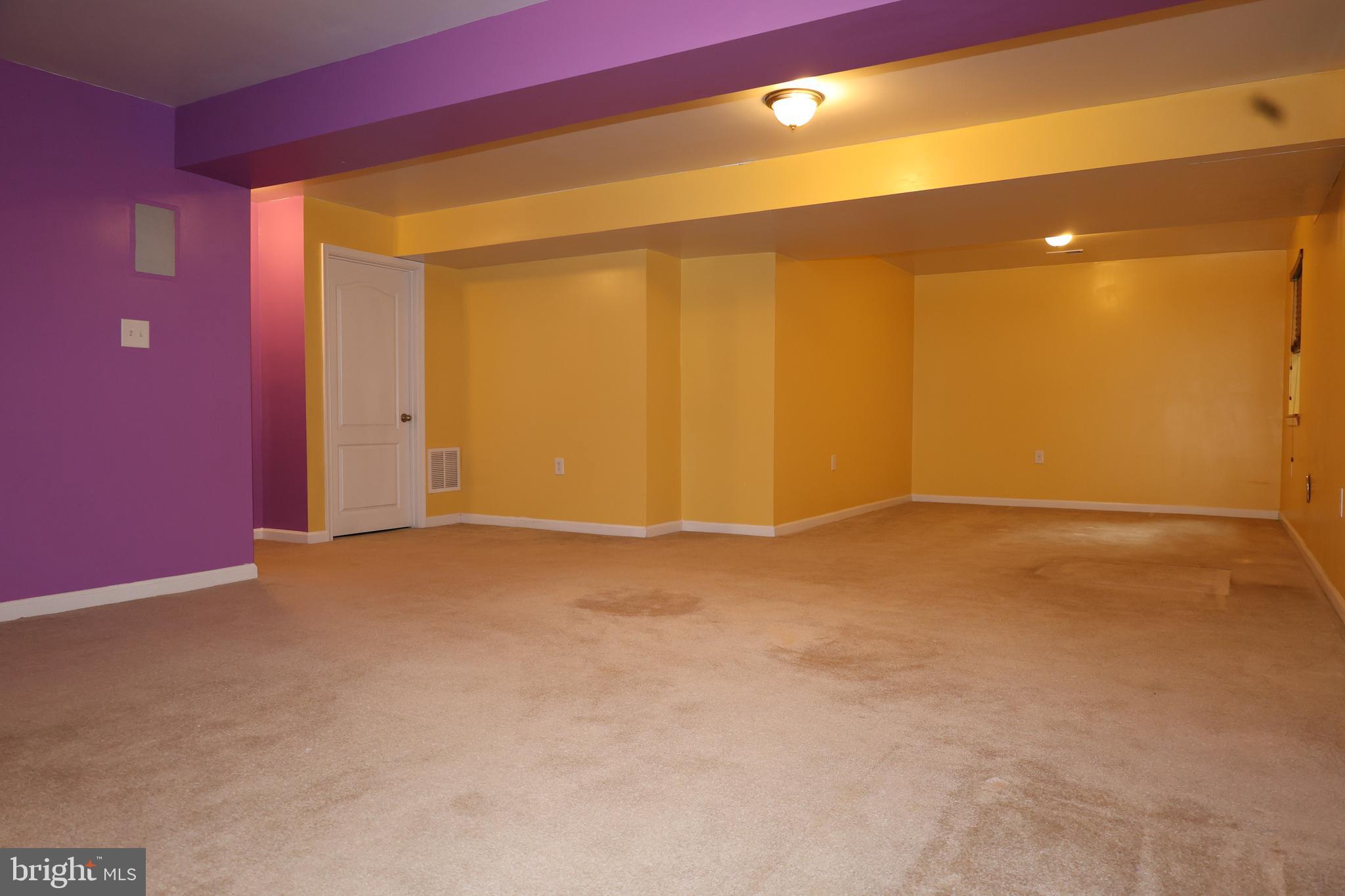 1224 North Fairfax Boulevard Ranson, WV 25438 - Photo 27 of 38 a view of empty room