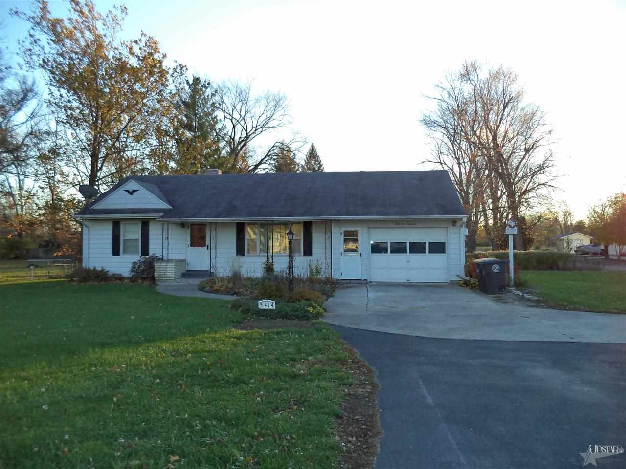 5414 Winchester Road Fort Wayne, IN 46819 - Photo 1 of 21