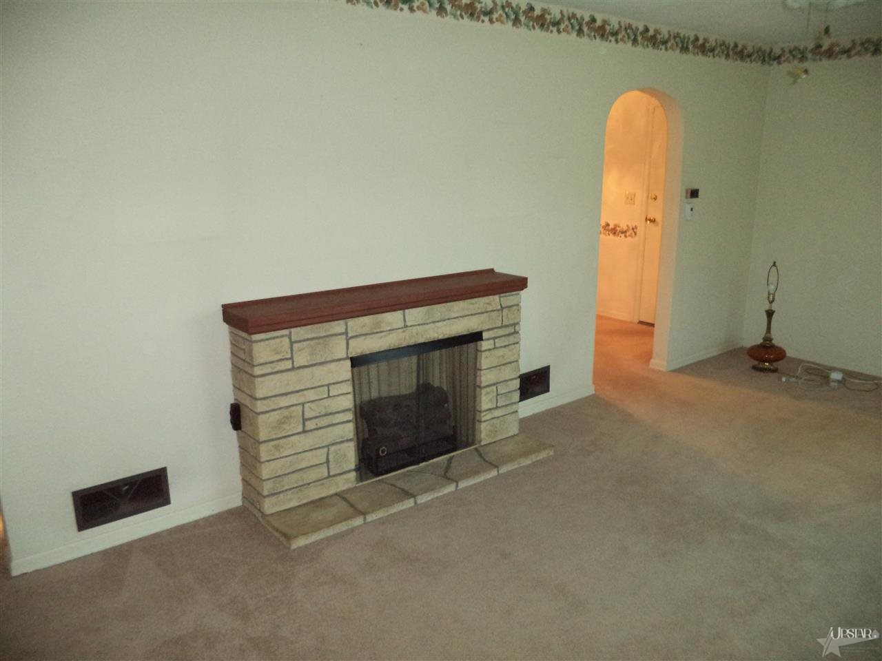 5414 Winchester Road Fort Wayne, IN 46819 - Photo 4 of 21