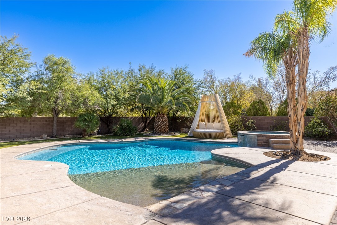 7304 North Buttons Ridge Drive Las Vegas, NV 89131 - Photo 2 of 92