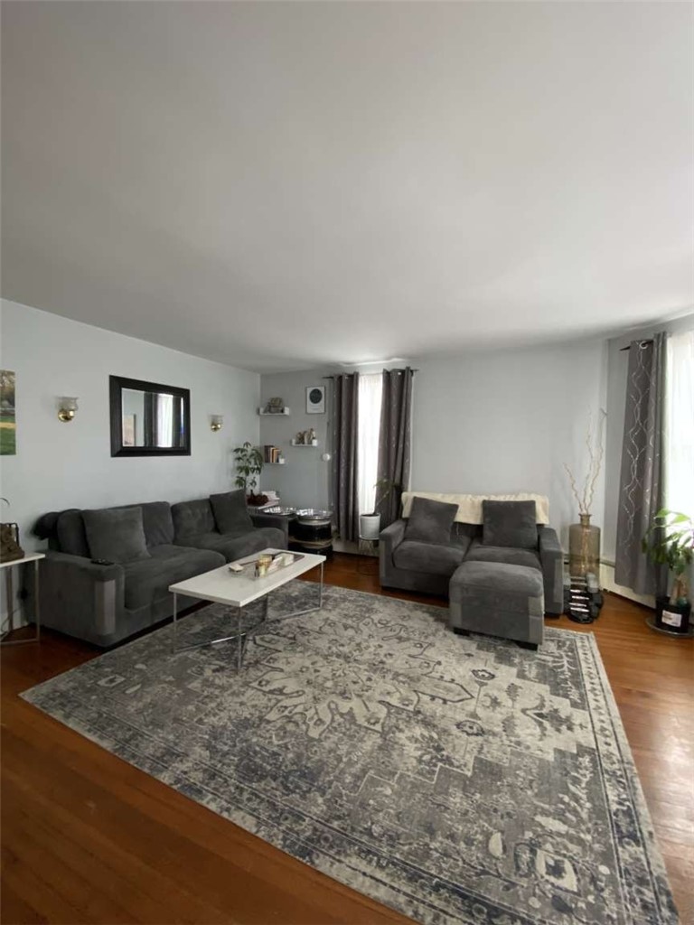 19 Vernon Avenue Newport, RI 02840 - Photo 6 of 10