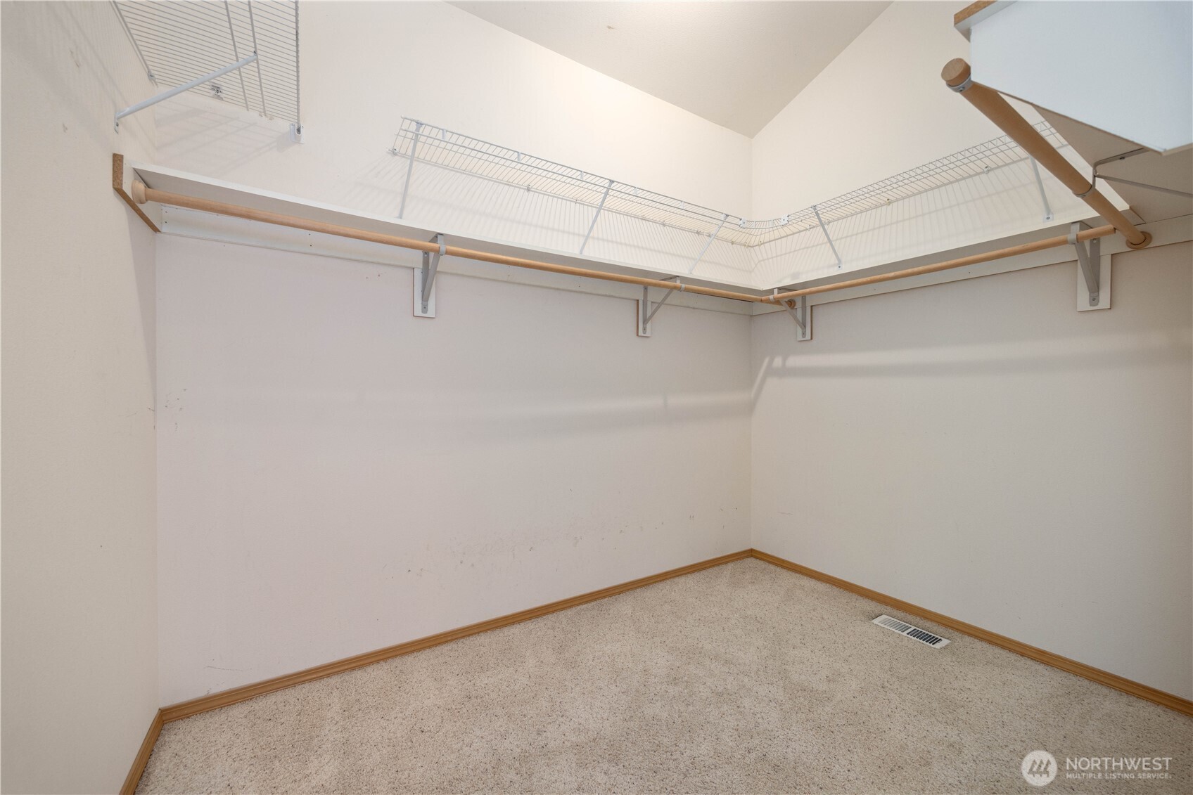 6545 Forest Ridge Drive Wenatchee, WA 98801 - Photo 28 of 40 a view of a room with racks on the wall