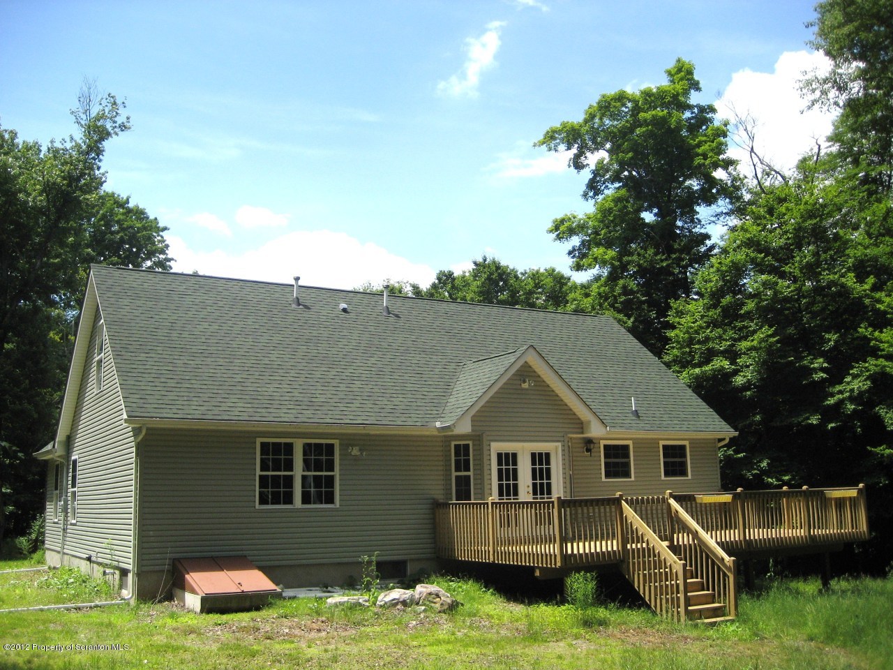 5 Locust Ridge Road Gouldsboro, PA 18424 - Photo 13 of 19 Gallery Image 13