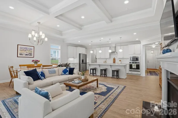 $525,000 | 16136 Commodore Drive, Lancaster, SC 29720