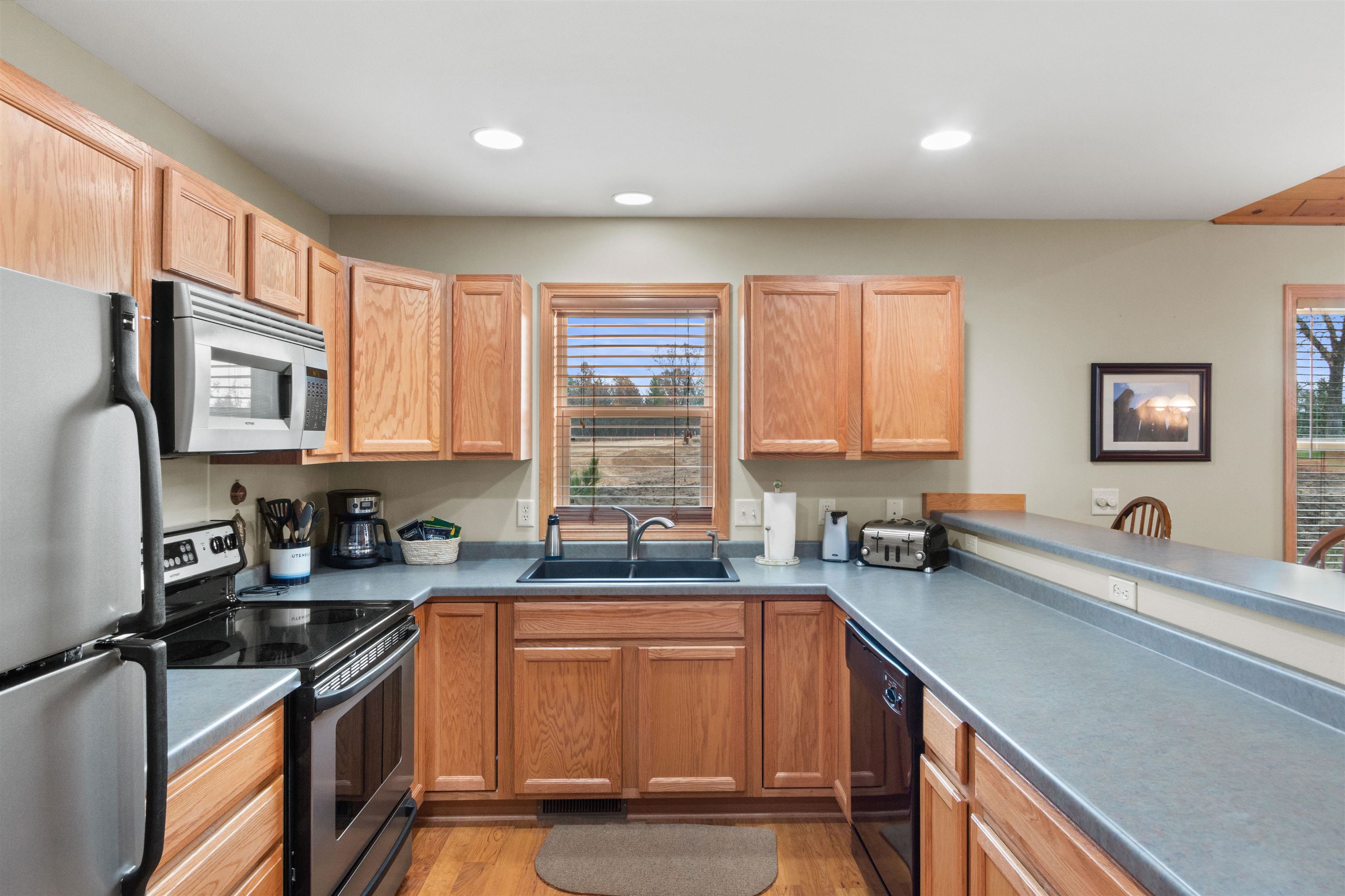 389 Cog Hill Court, Unit 6 Nekoosa, WI 54457 - Photo 10 of 36