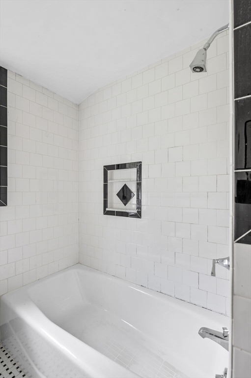 28 Sutcliffe Road Lynn, MA 01904 - Photo 24 of 33 Gallery Image 24