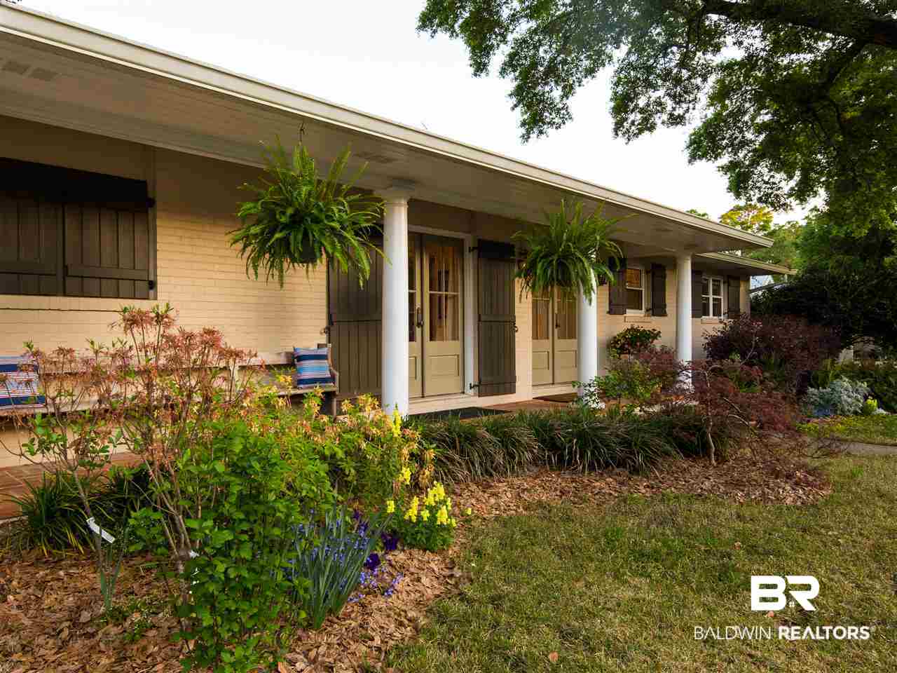 373 Ridgewood Circle Fairhope, AL 36532 - Photo 3 of 24