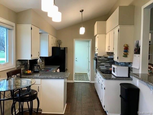 259 Nesbit Lane Rochester Hills, MI 48309 - Photo 13 of 38