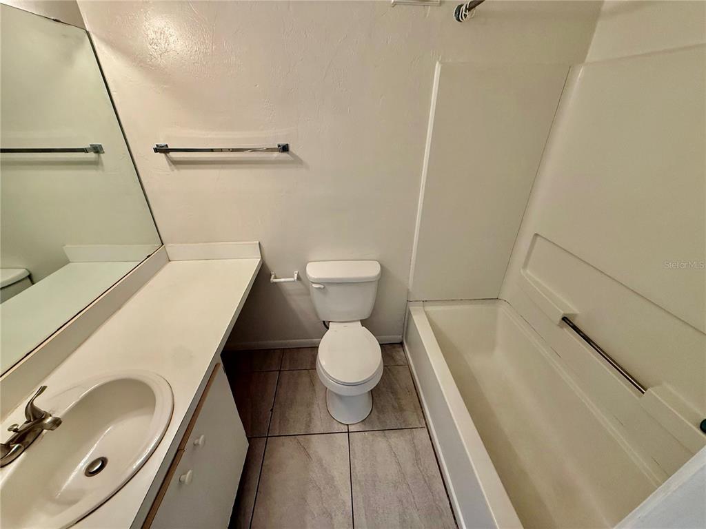 3800 Southwest 20th Avenue, Unit 207 Gainesville, FL 32607 - Photo 11 of 20