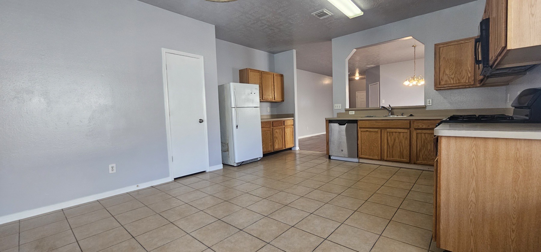 7914 Sweetstone Bluff Lane Cypress, TX 77433 - Photo 5 of 23