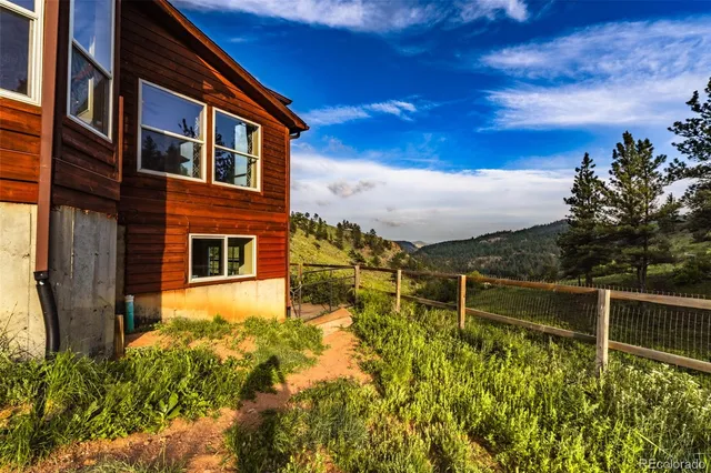 $595,000 | 180 Deep Cut Road, Livermore, CO 80536