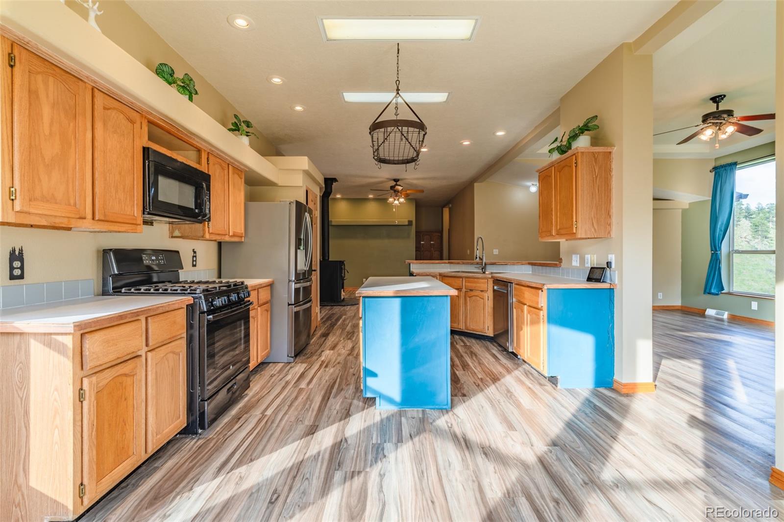 180 Deep Cut Road Livermore, CO 80536 - Photo 8 of 44