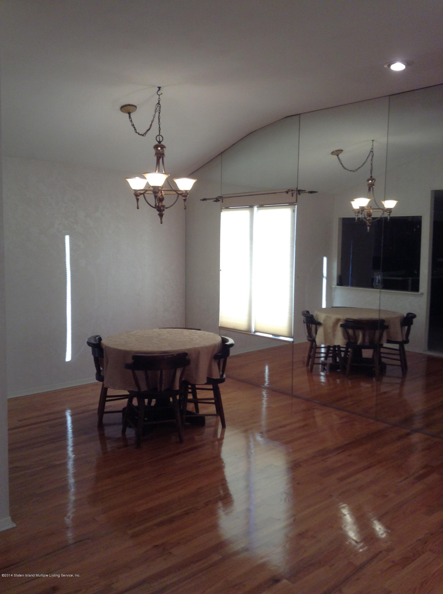 181 Green Valley Road Staten Island, NY 10312 - Photo 6 of 16 photo (61)