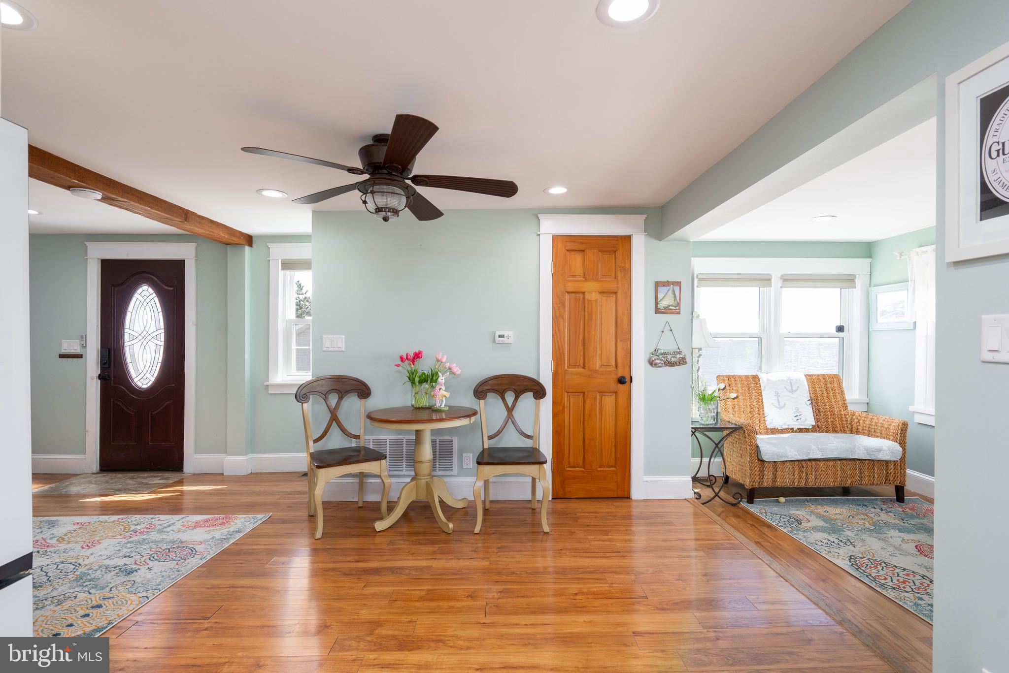 98 Delaware Avenue Fortescue, NJ 08321 - Photo 10 of 51 a living room with furniture and a wooden floor
