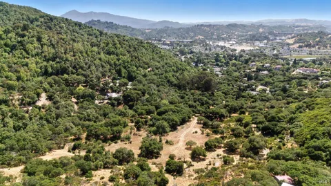 $2,500,000 | 70 Oxford Drive, San Rafael, CA 94903