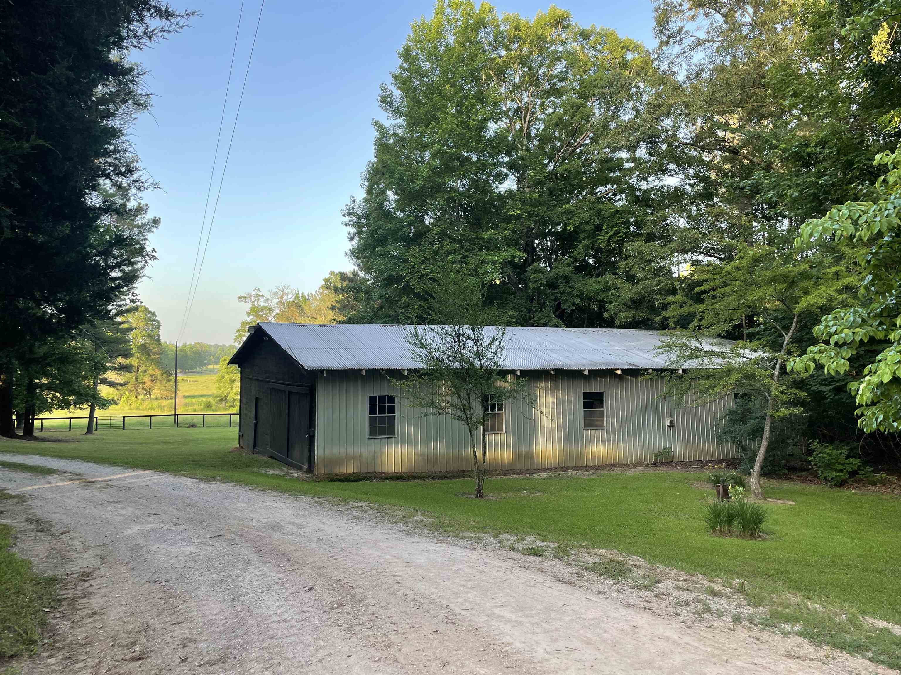 550 Maxwell Road Bolivar, TN 38008 - Photo 10 of 25 Gallery Image 10