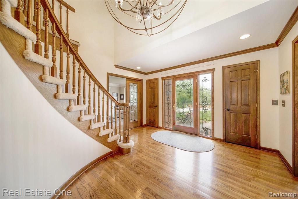 2938 Eagle Court Rochester Hills, MI 48309 - Photo 4 of 63