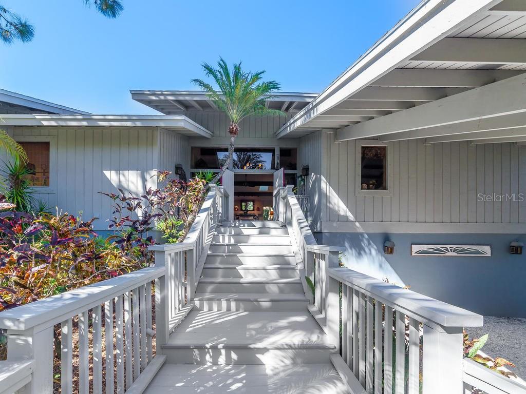 145 Sandy Hook Road North Sarasota, FL 34242 - Photo 1 of 1 Mid-Century Modern Front Entrance