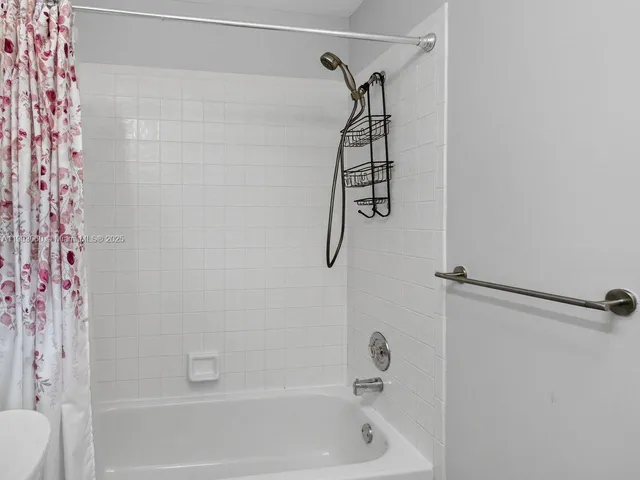 a view of outdoor space yard and front view of a house