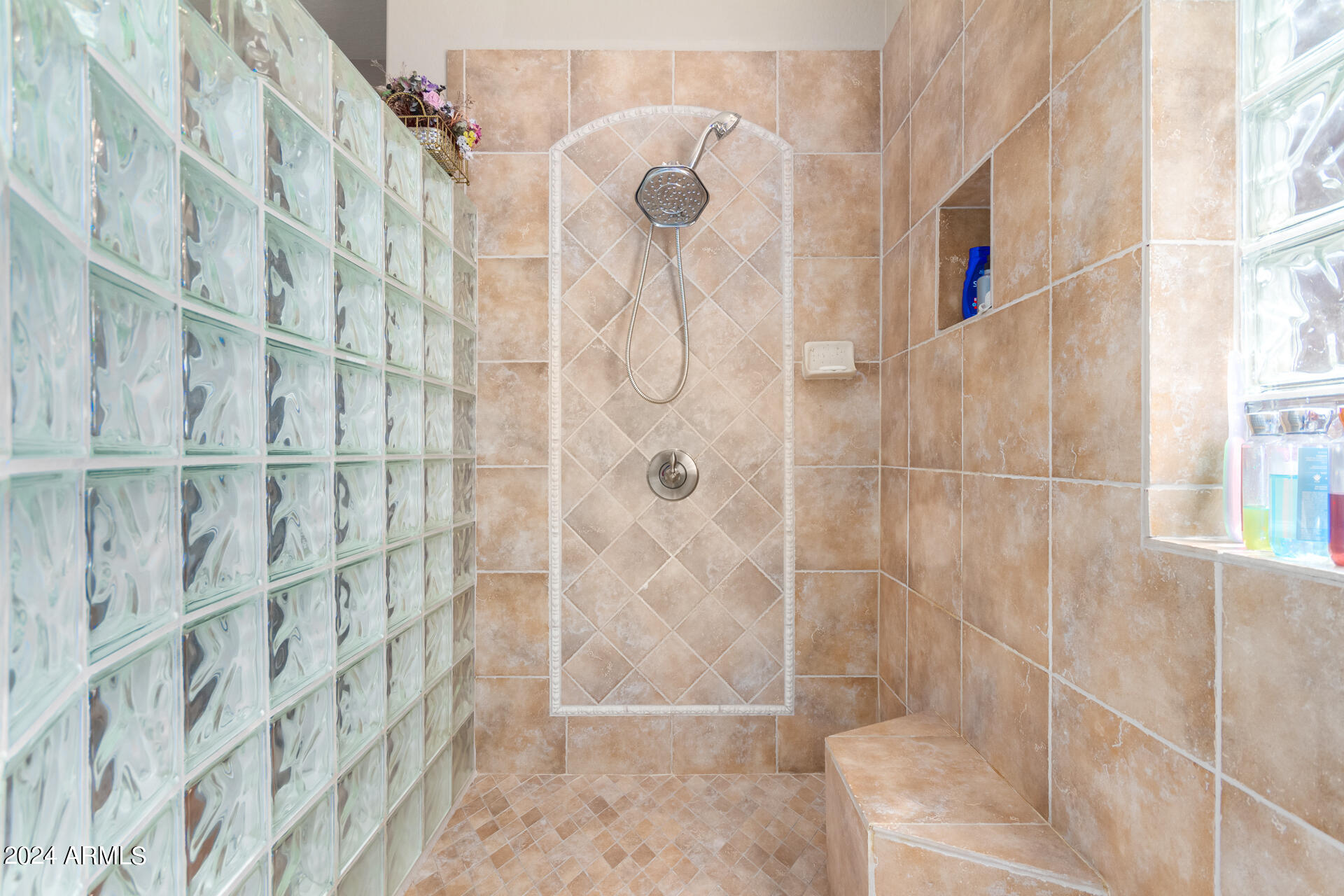 5527 West Carson Road Laveen, AZ 85339 - Photo 34 of 94 Shower 02 - Carson