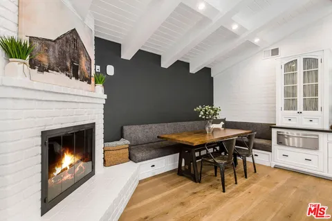 $9,500,000 | 5525 Paradise Valley Road, Hidden Hills, CA 91302