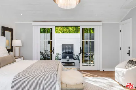 $9,500,000 | 5525 Paradise Valley Road, Hidden Hills, CA 91302