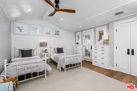 $9,500,000 | 5525 Paradise Valley Road, Hidden Hills, CA 91302