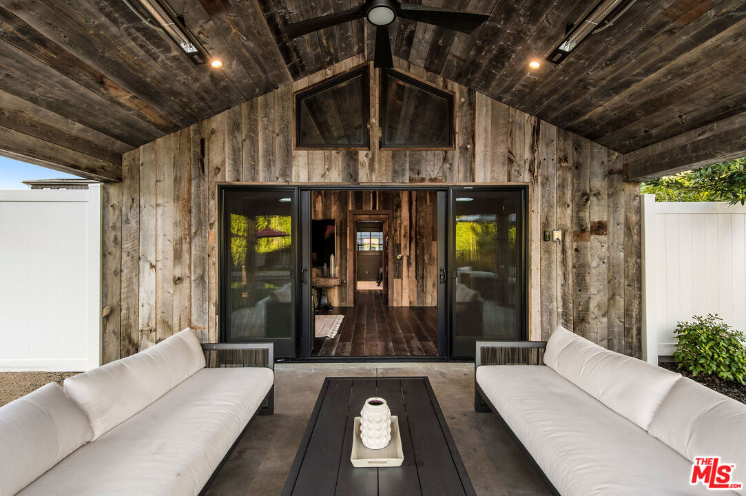 5525 Paradise Valley Road Hidden Hills, CA 91302 - Photo 42 of 55