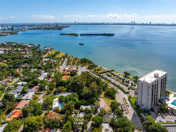 $1,199,500 | 895 Northeast 70th Street, Miami, FL 33138