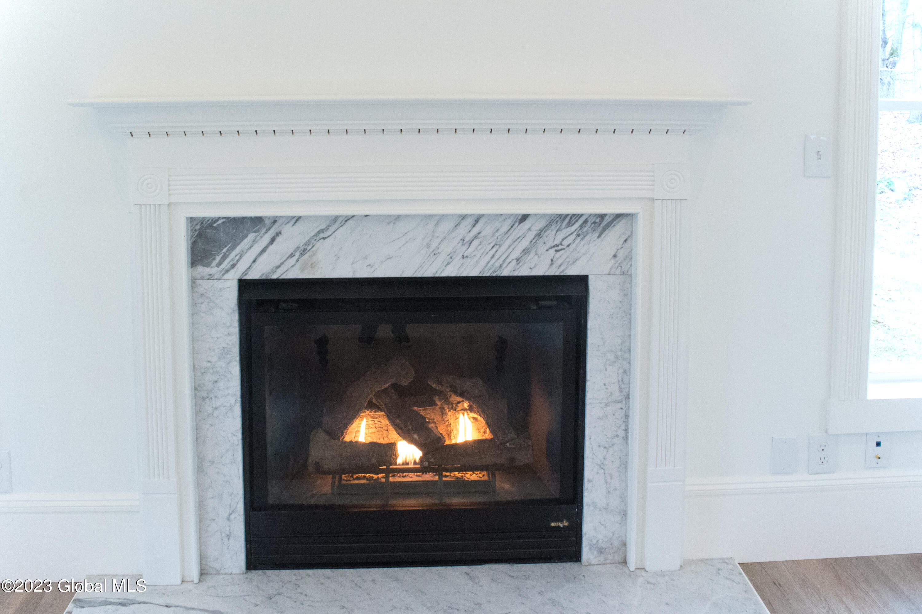 449 Tamarac Road Brunswick, NY 12180 - Photo 11 of 41 B1a great room