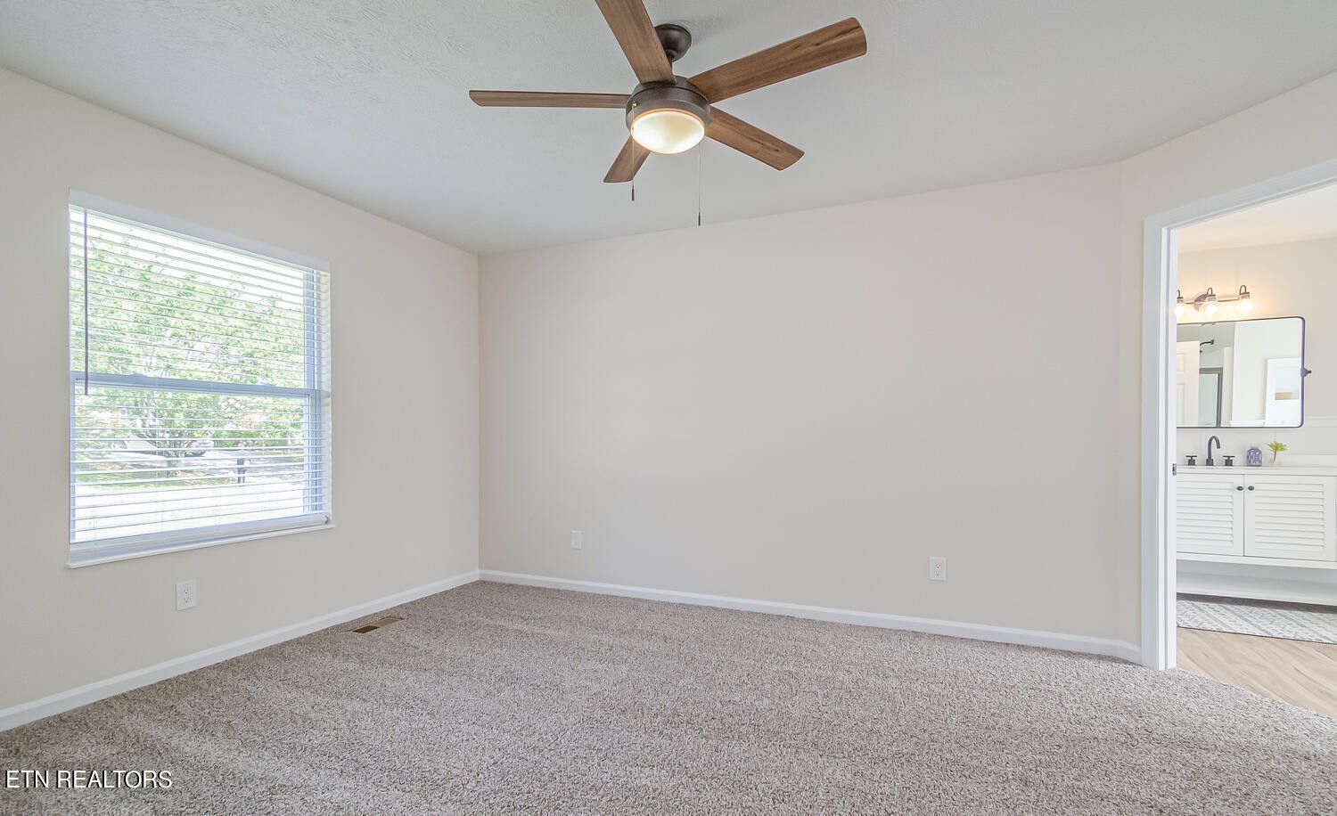 4420 Raj Road, Unit 4 Knoxville, TN 37921 - Photo 8 of 25 Gallery Image 8