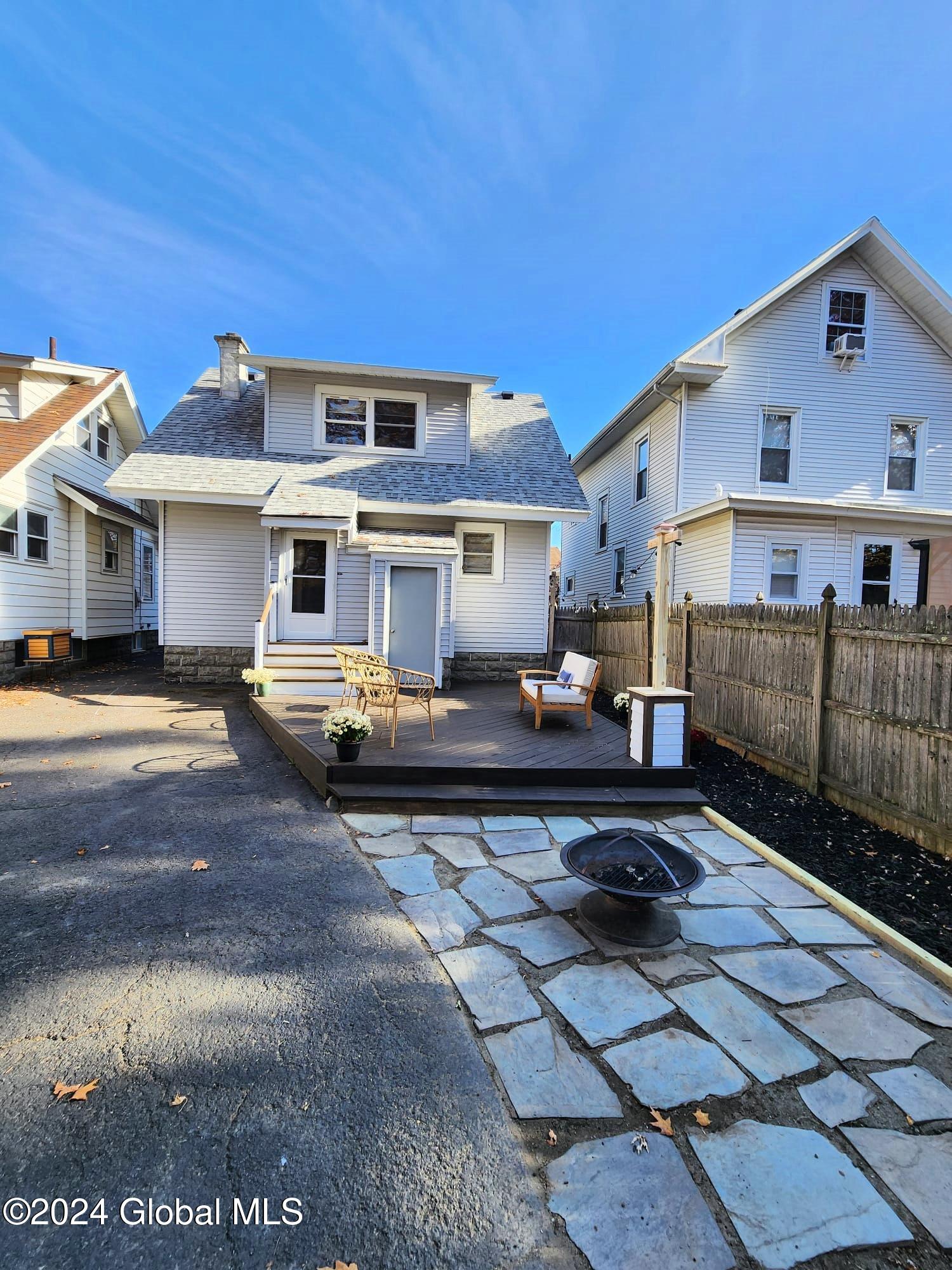 1091 Van Antwerp Road Schenectady, NY 12309 - Photo 28 of 36 IMG-20241028-WA0010