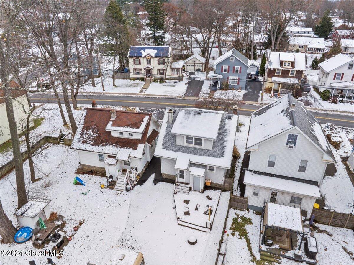 1091 Van Antwerp Road Schenectady, NY 12309 - Photo 34 of 36 01-DJI_20241202141551_0916_D_DIGITAL