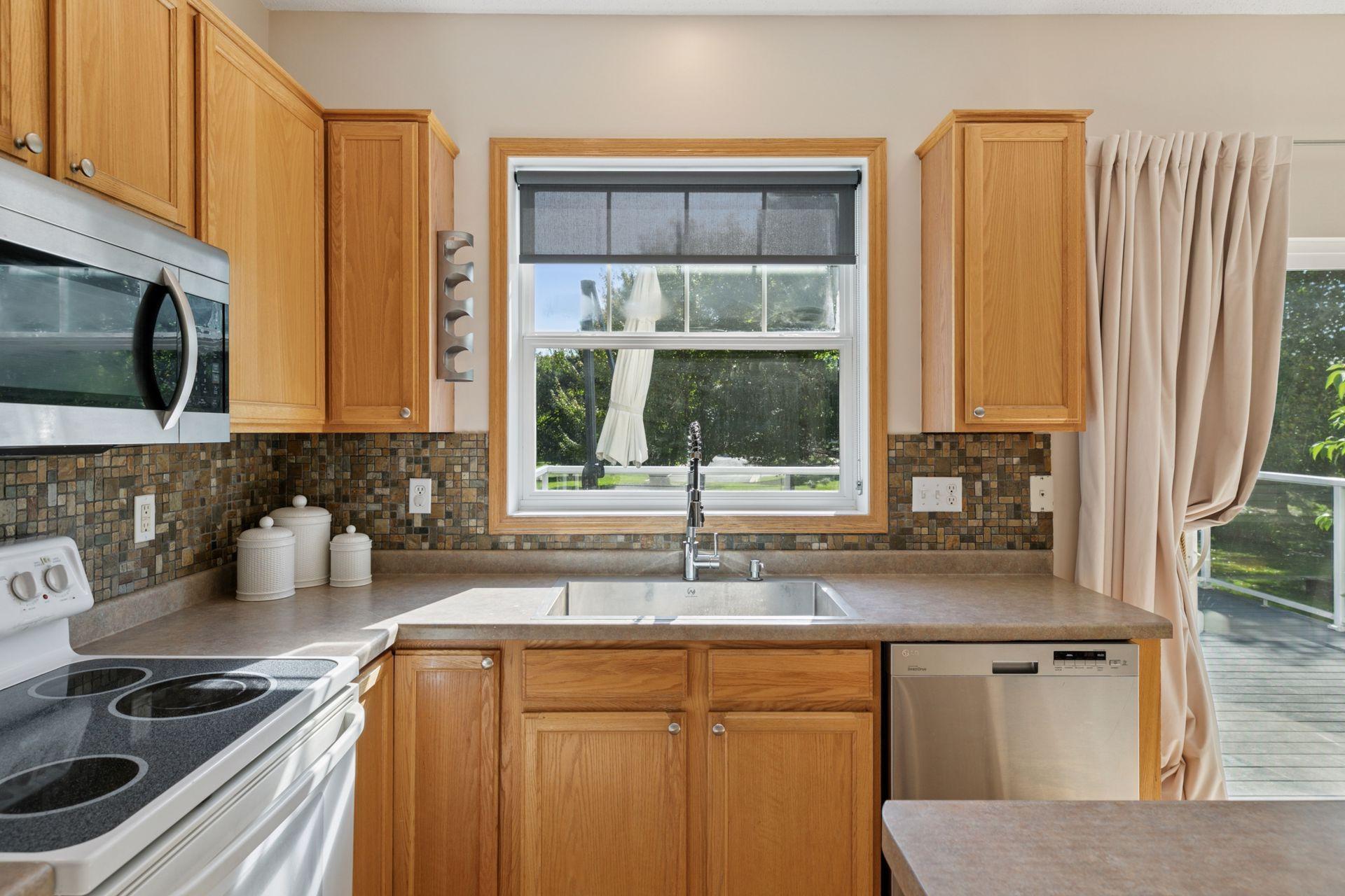 2207 Grimm Road Chaska, MN 55318 - Photo 14 of 82 Gallery Image 14