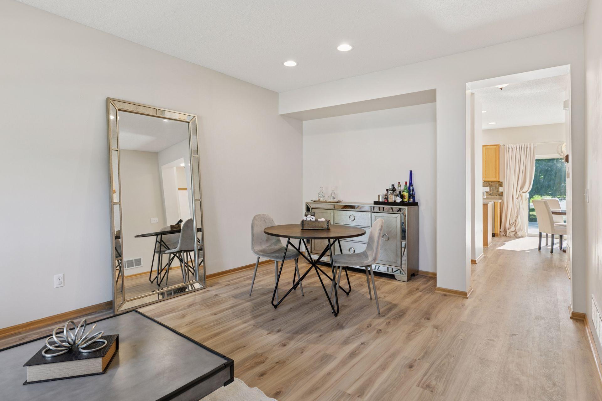 2207 Grimm Road Chaska, MN 55318 - Photo 8 of 82 Gallery Image 8