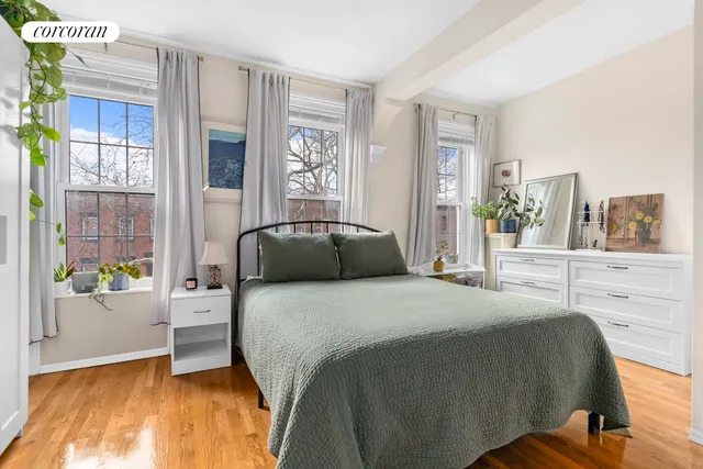 $2,900,000 | 75 2nd Street | Carroll Gardens