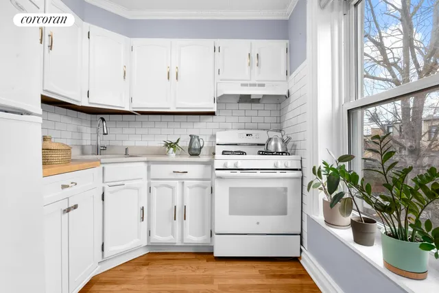 $2,900,000 | 75 2nd Street | Carroll Gardens