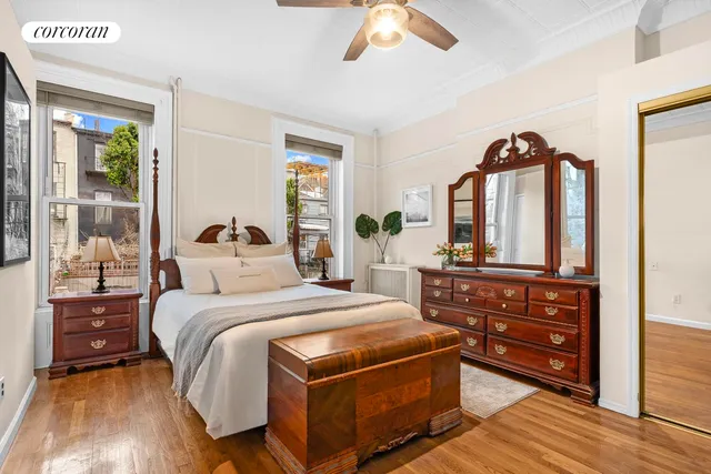 $2,900,000 | 75 2nd Street | Carroll Gardens