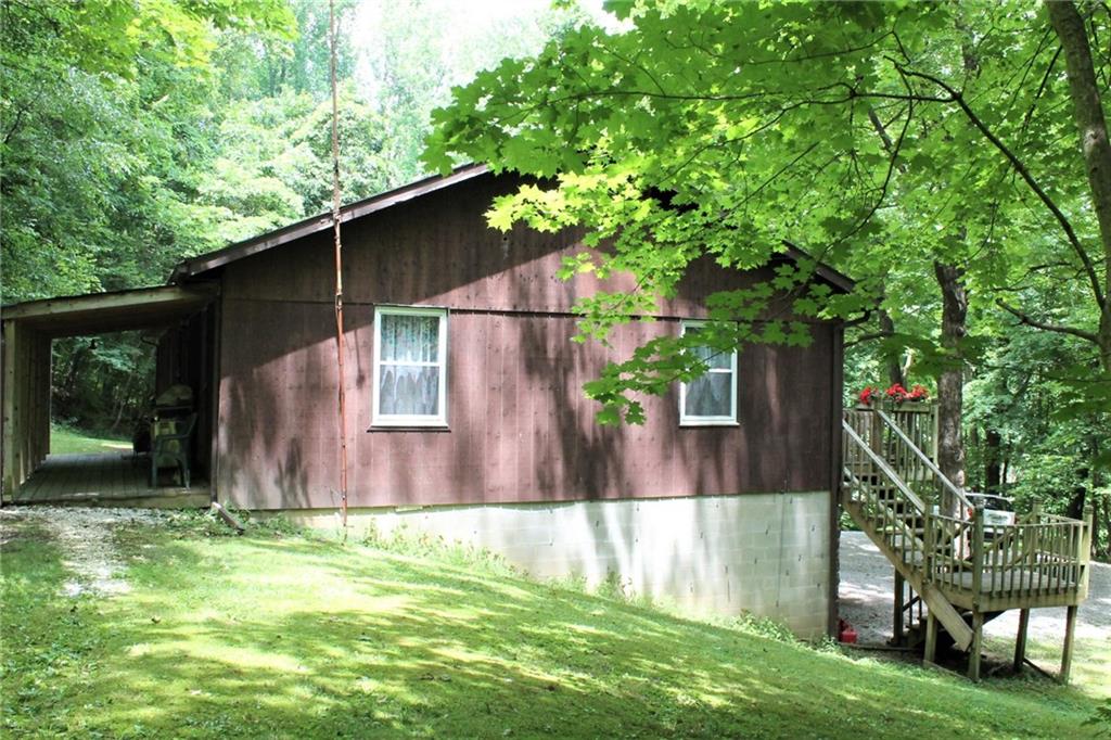 1978 Hoover Road Nashville, IN 47448 - Photo 4 of 42