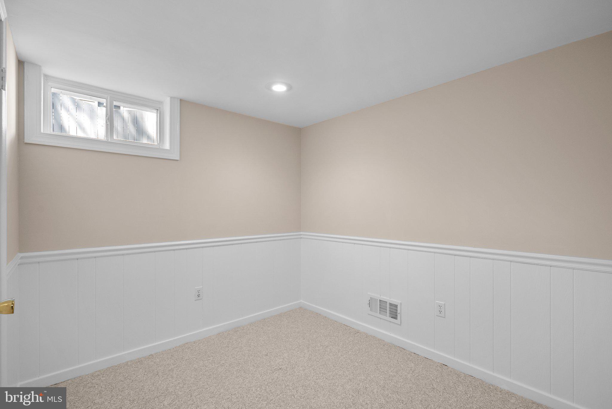 1007 Helena Drive Silver Spring, MD 20901 - Photo 27 of 39 a view of an empty room