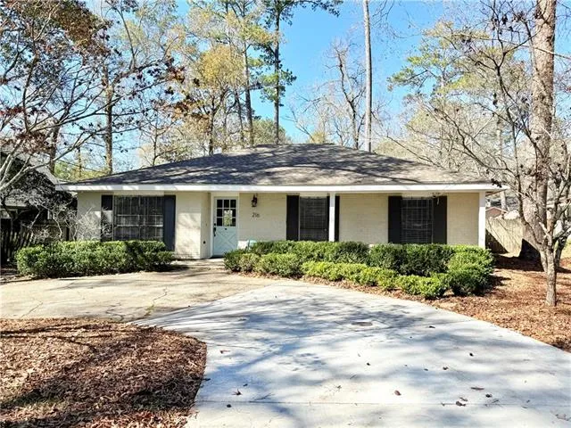 $249,500 | 216 Goldenwood Street, Mandeville, LA 70448
