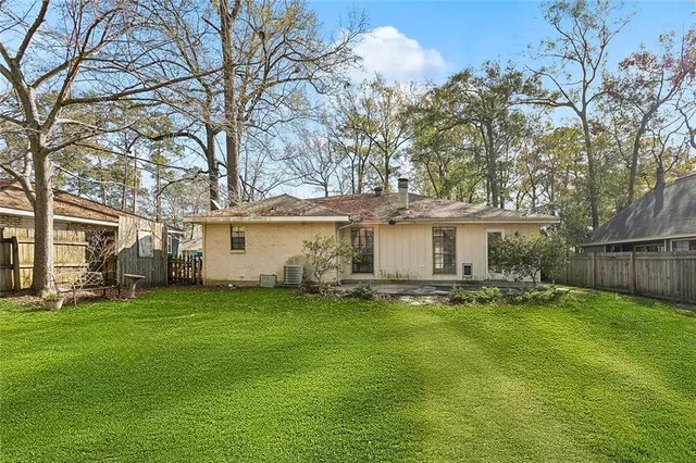 $249,500 | 216 Goldenwood Street, Mandeville, LA 70448